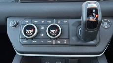 Land Rover Defender 3.0 D250 X-Dynamic SE 110 5dr Auto Diesel Estate